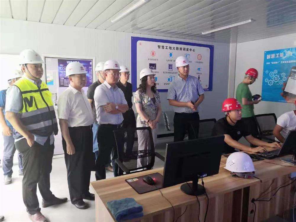 黄蓓总经理调研富元电子高功率芯片项目建设